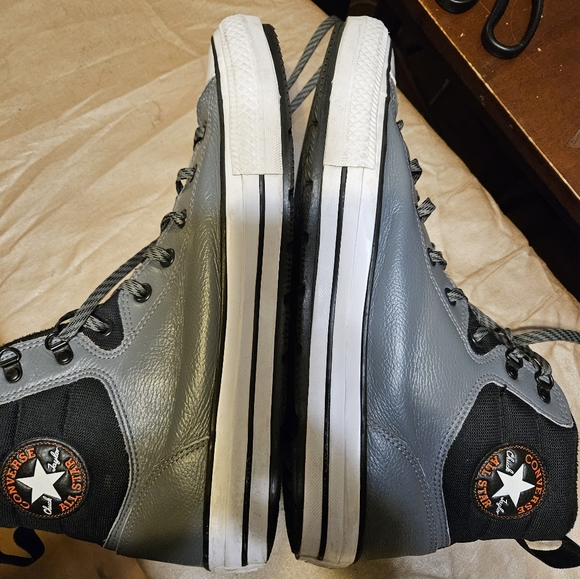 Chuck Taylor Leather All Star Berkshire Boot High Top - Picture 8 of 9